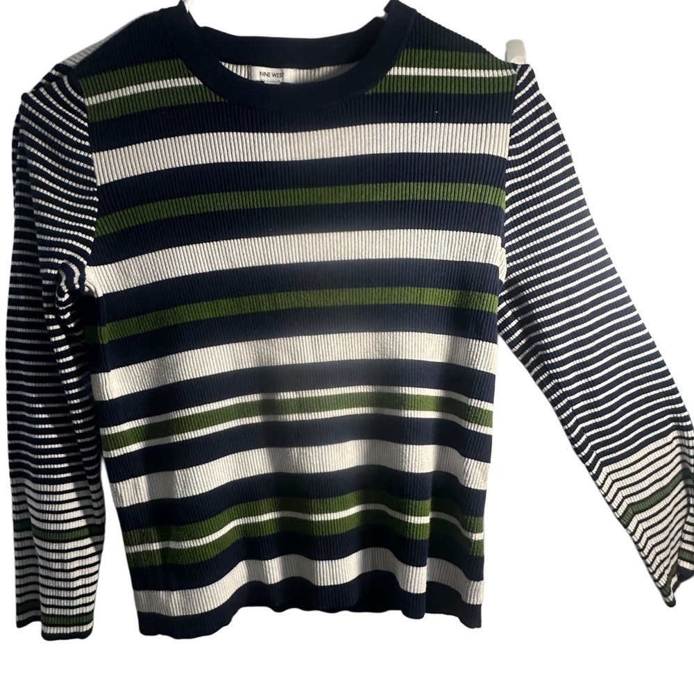 Stripes, stripes & more stripes!  Perfect colors! - Picture 4 of 6